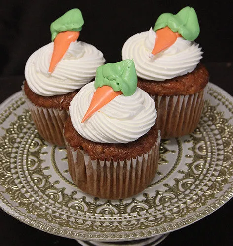 CC-000L  carrot cupcake