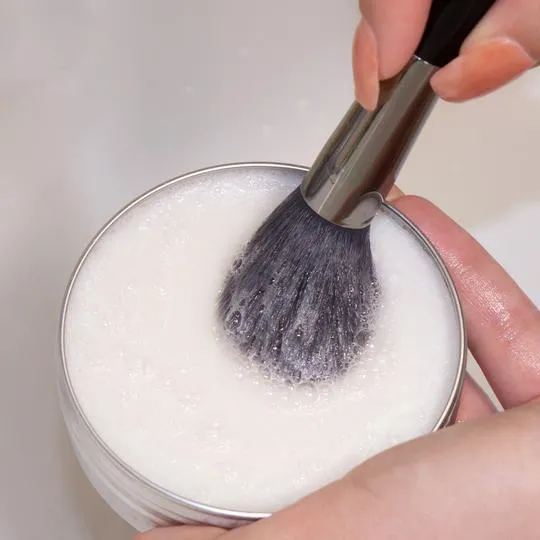 CINEMA SECRETS All-Natural Brush Soap