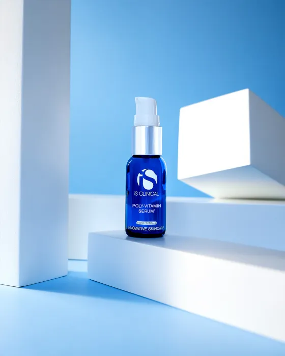 iS Clinical  POLY VITAMIN SERUM
