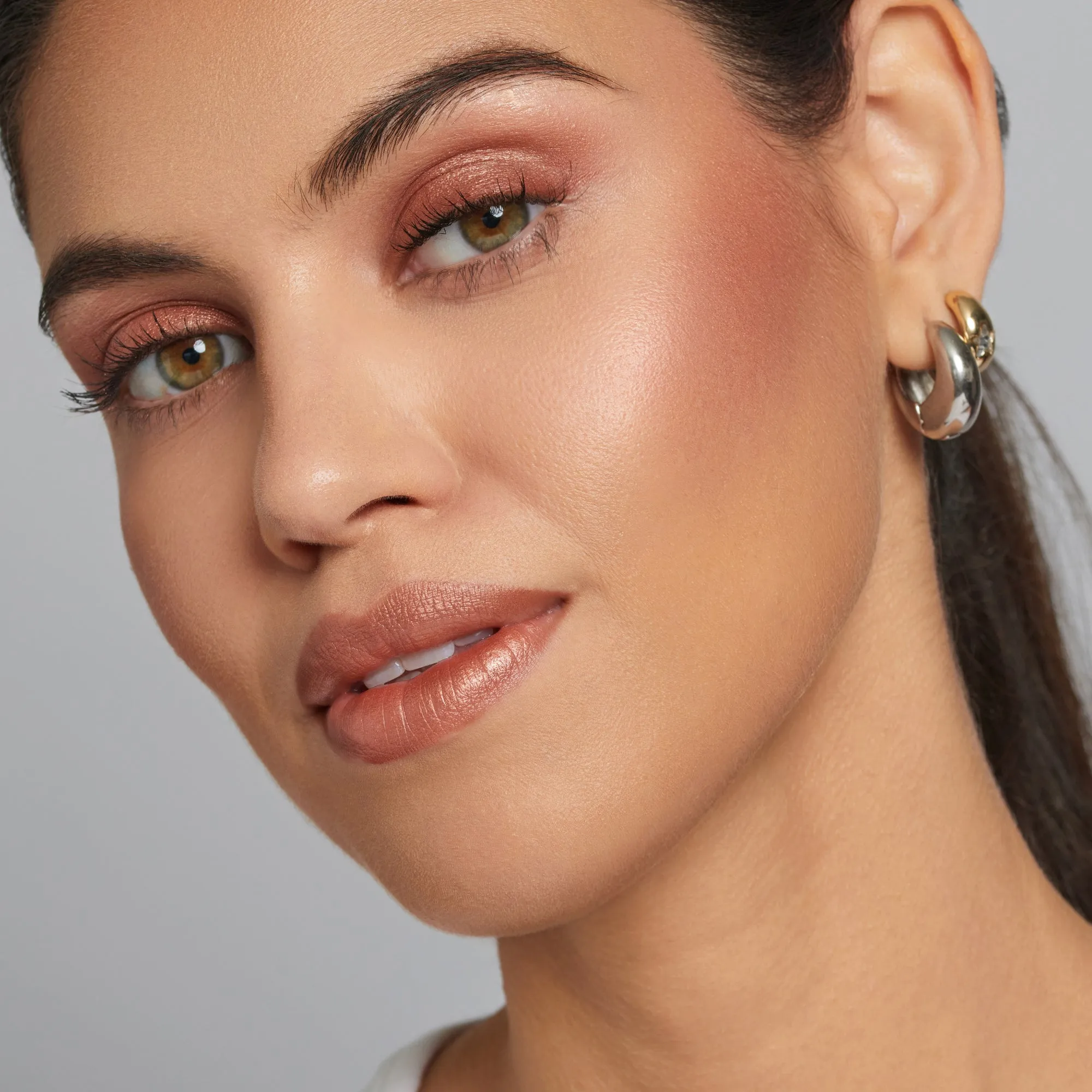 Starlight Glow CC Highlighter   Smokey Eye Set